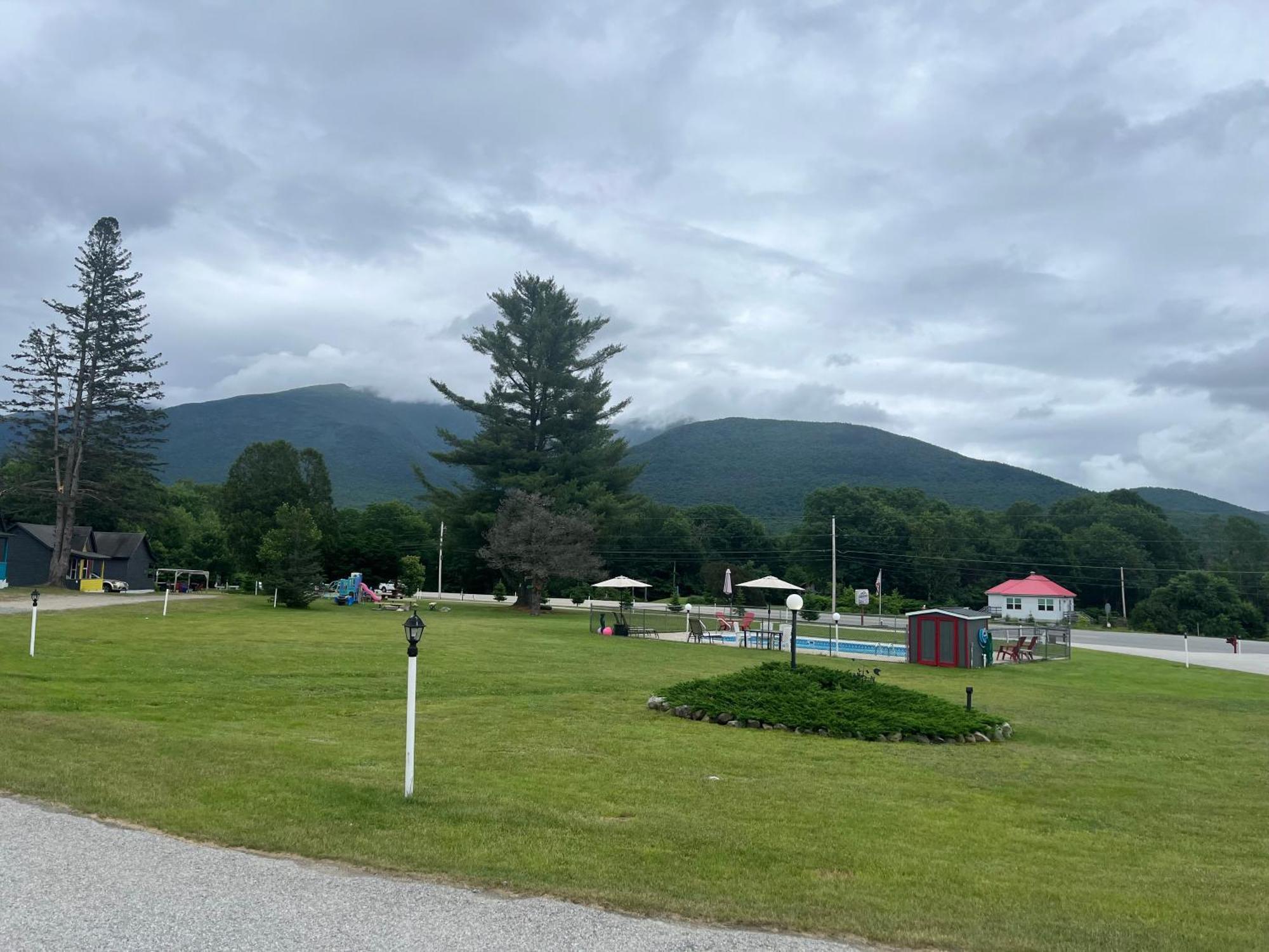 Mount Jefferson View Motel Randolph Exterior photo